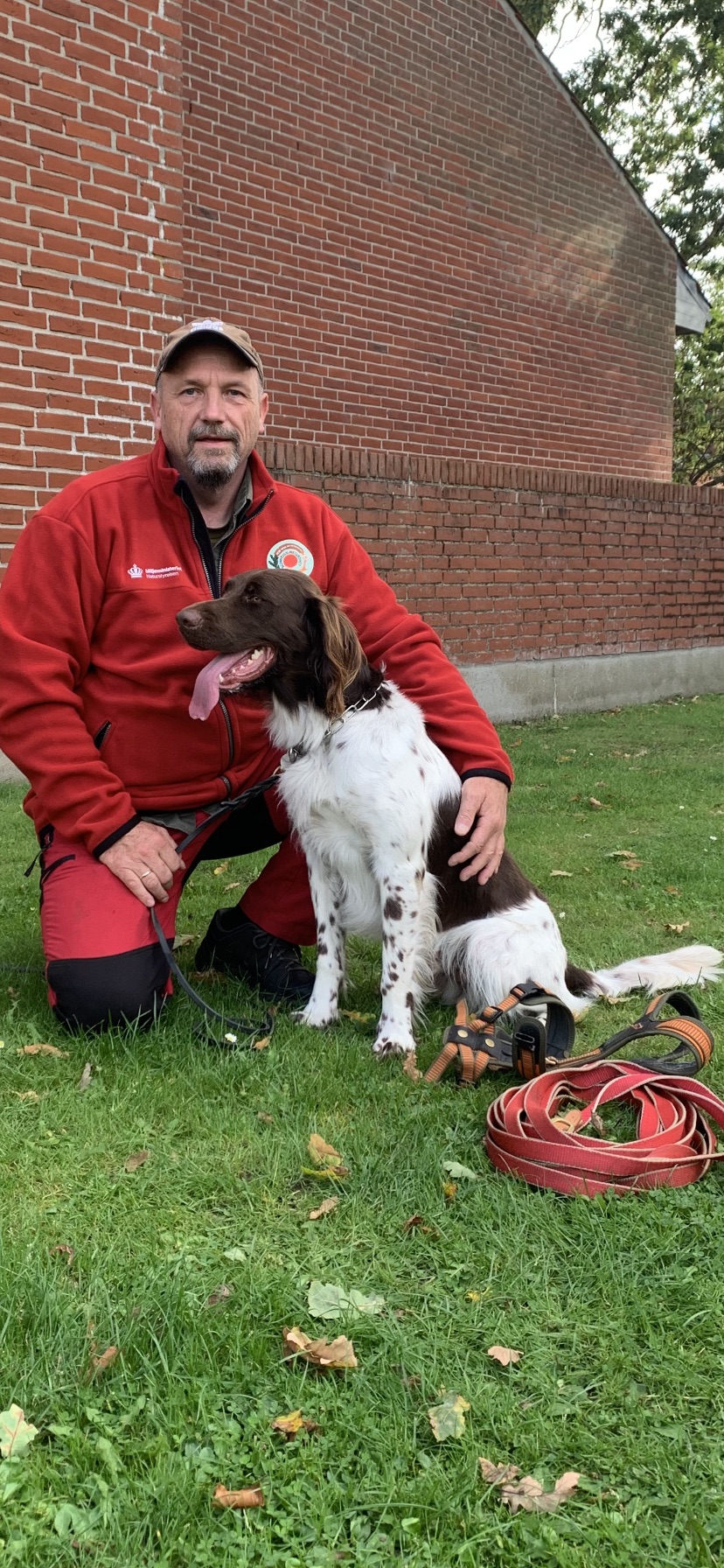 Kim Eilif Pedersen med Kleiner Münsterländer Kaos