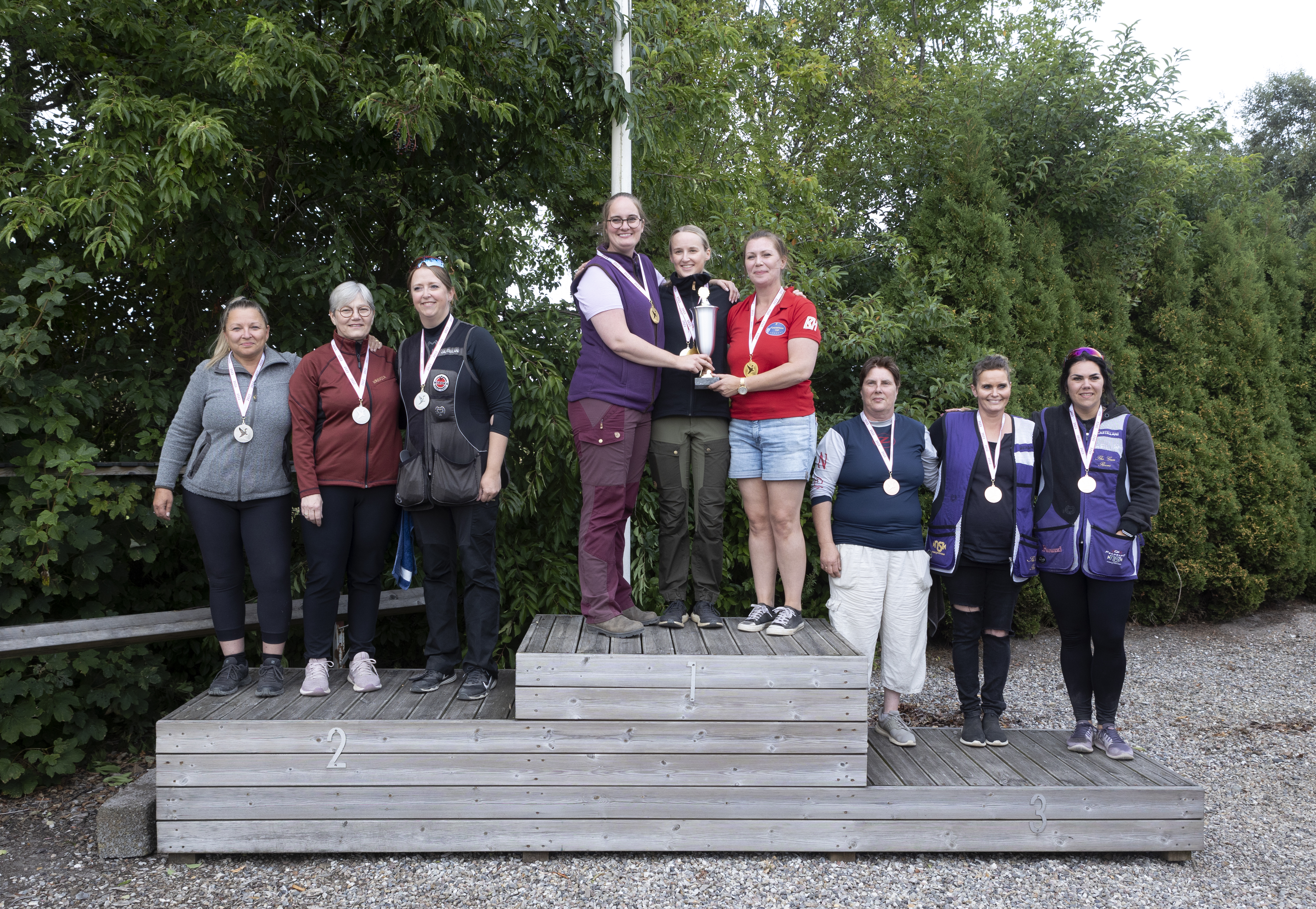 Damer hold: Guld: Hedensted – St. Dalby med Pernille Jensen, Jane Heikendorf og Charlotte Maj Lauritsen. Sølv: NVH Damer med Janne Poulsen, Grethe Jakobsen og Lotte Hoff. Bronze: Lund Damer 1 med Lene Løcke, Løkke Laijla Terkelsen og Camilla Kjær Schultz.