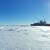 Amundsenindeisenpå isbjørnevagt.jpg